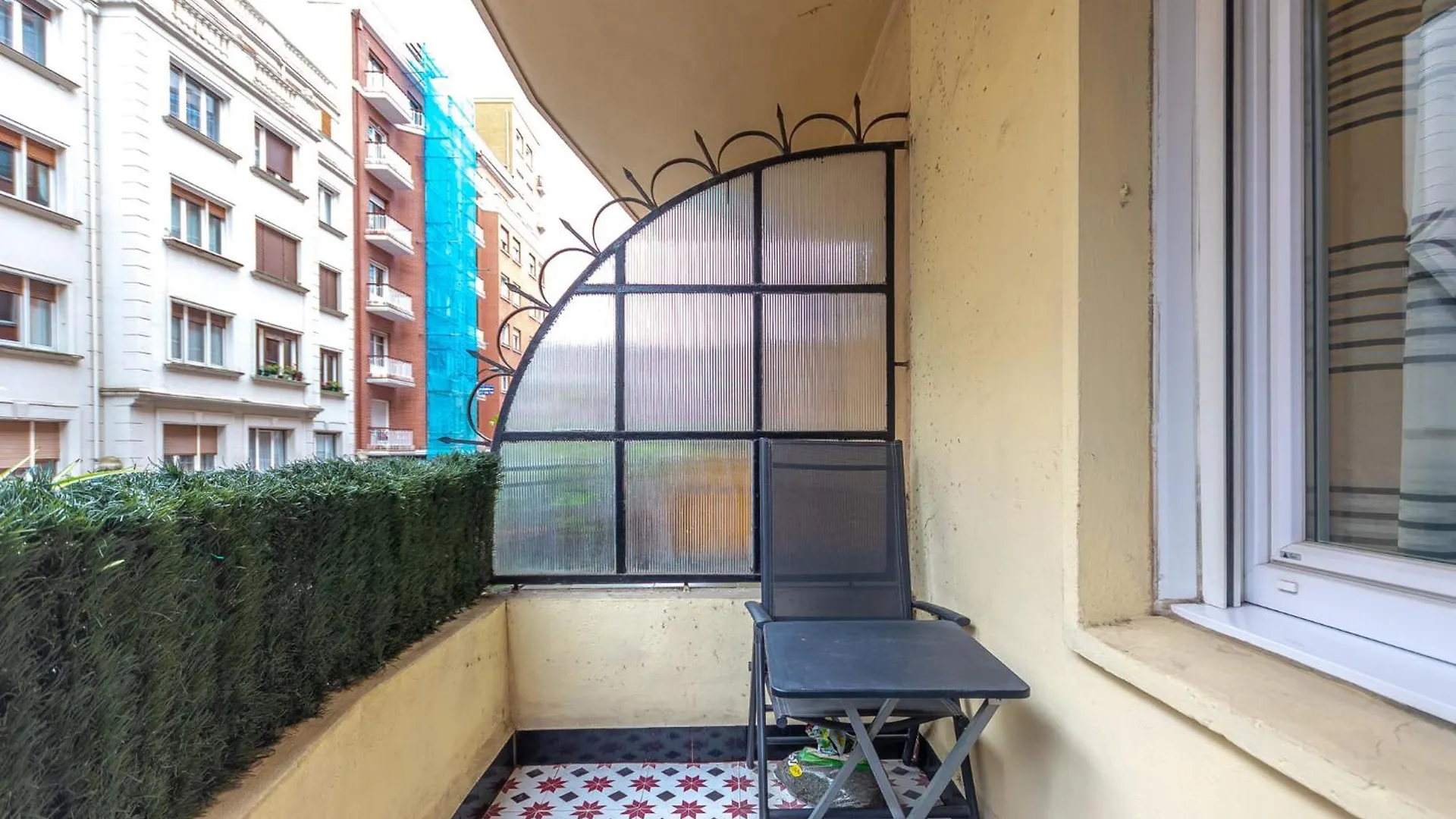 Apartamento En Licenciado Poza Bilbao Apartment